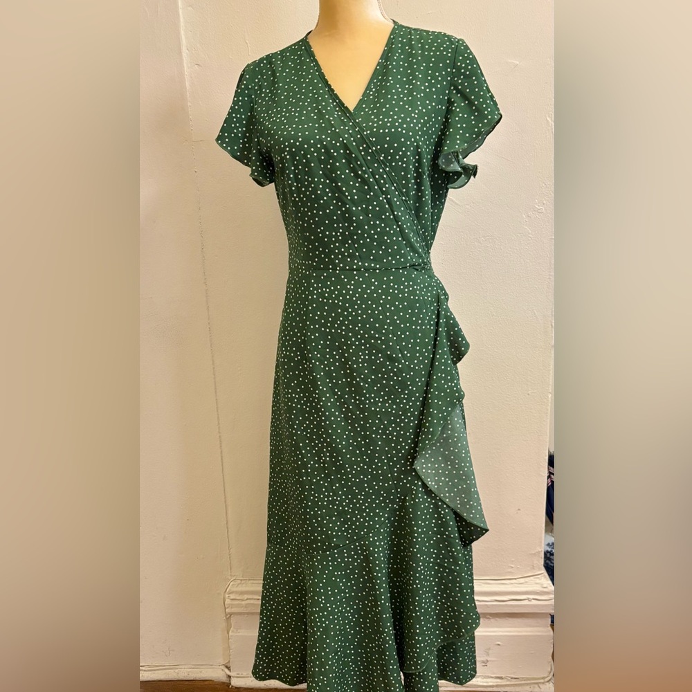 Green Polka Dot Wrap-Style Midi Dress - Picture 3 of 9